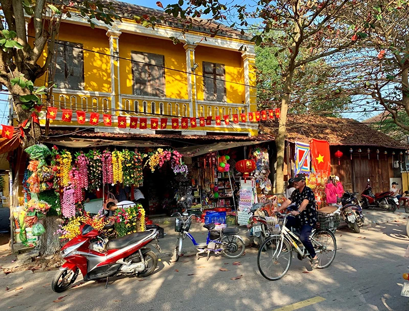 /fm/Files//Fareast247/Vietnam/Hoi An/Hoian-street-RS.webp